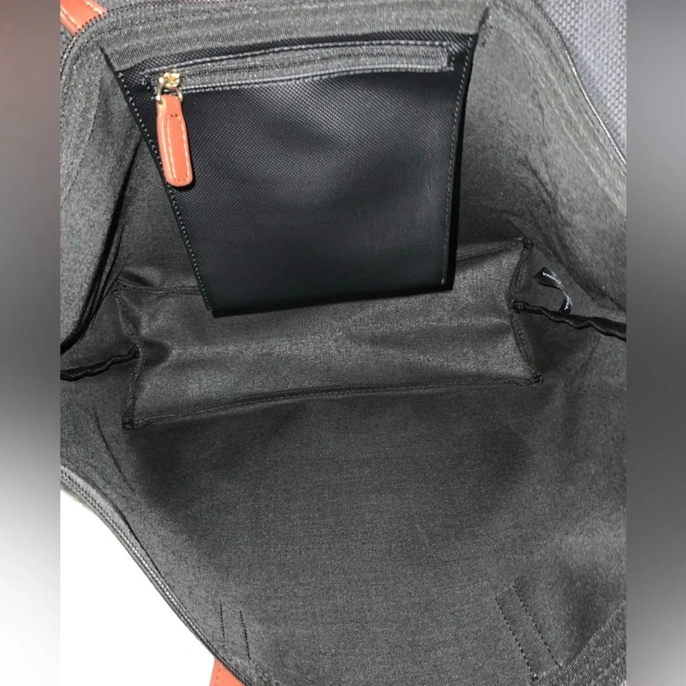Bass shoulder purse